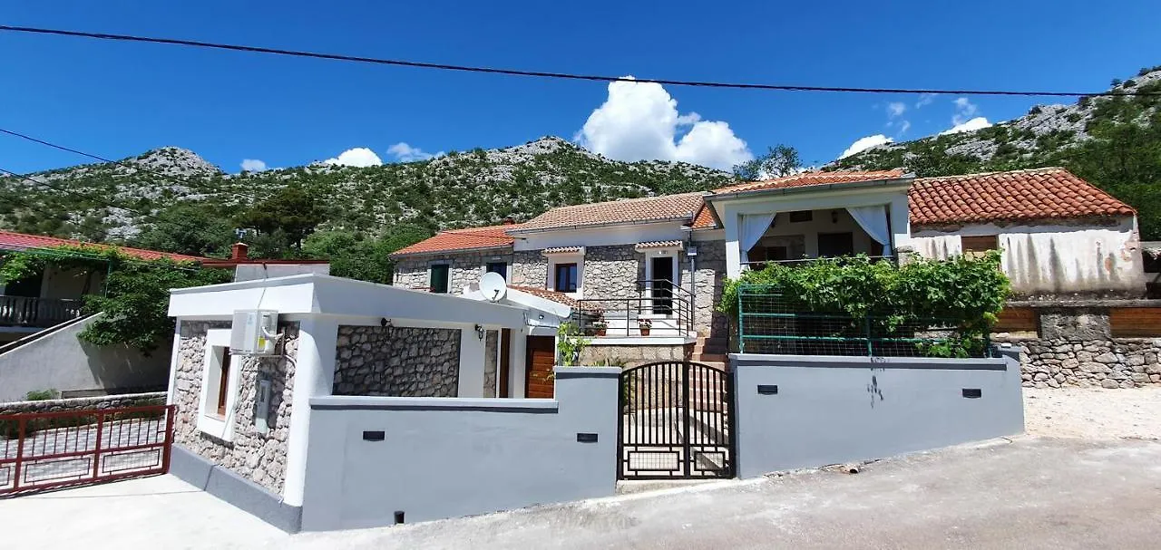 Holiday House With A Parking Space Milovac, Paklenica - 15168 contacts