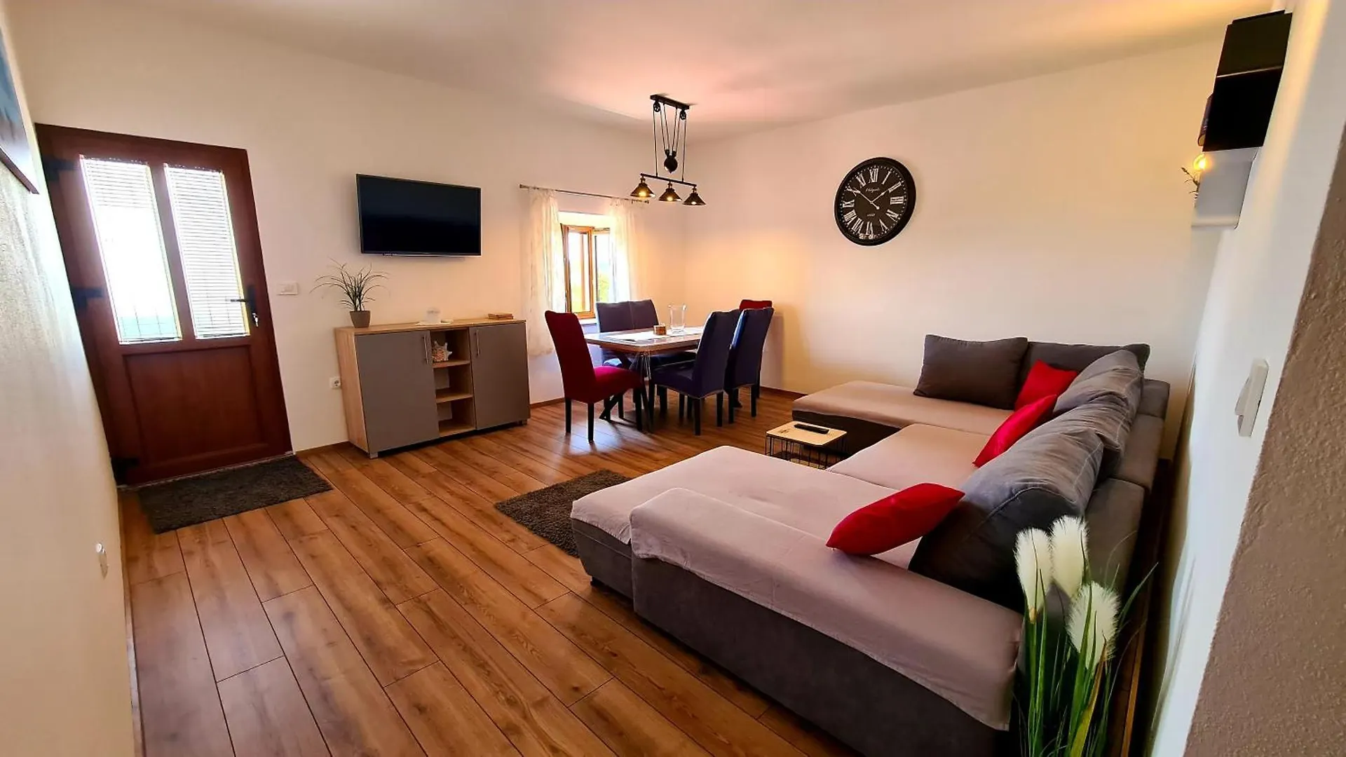 Holiday home Holiday House With A Parking Space Milovac, Paklenica - 15168 Starigrad Paklenica